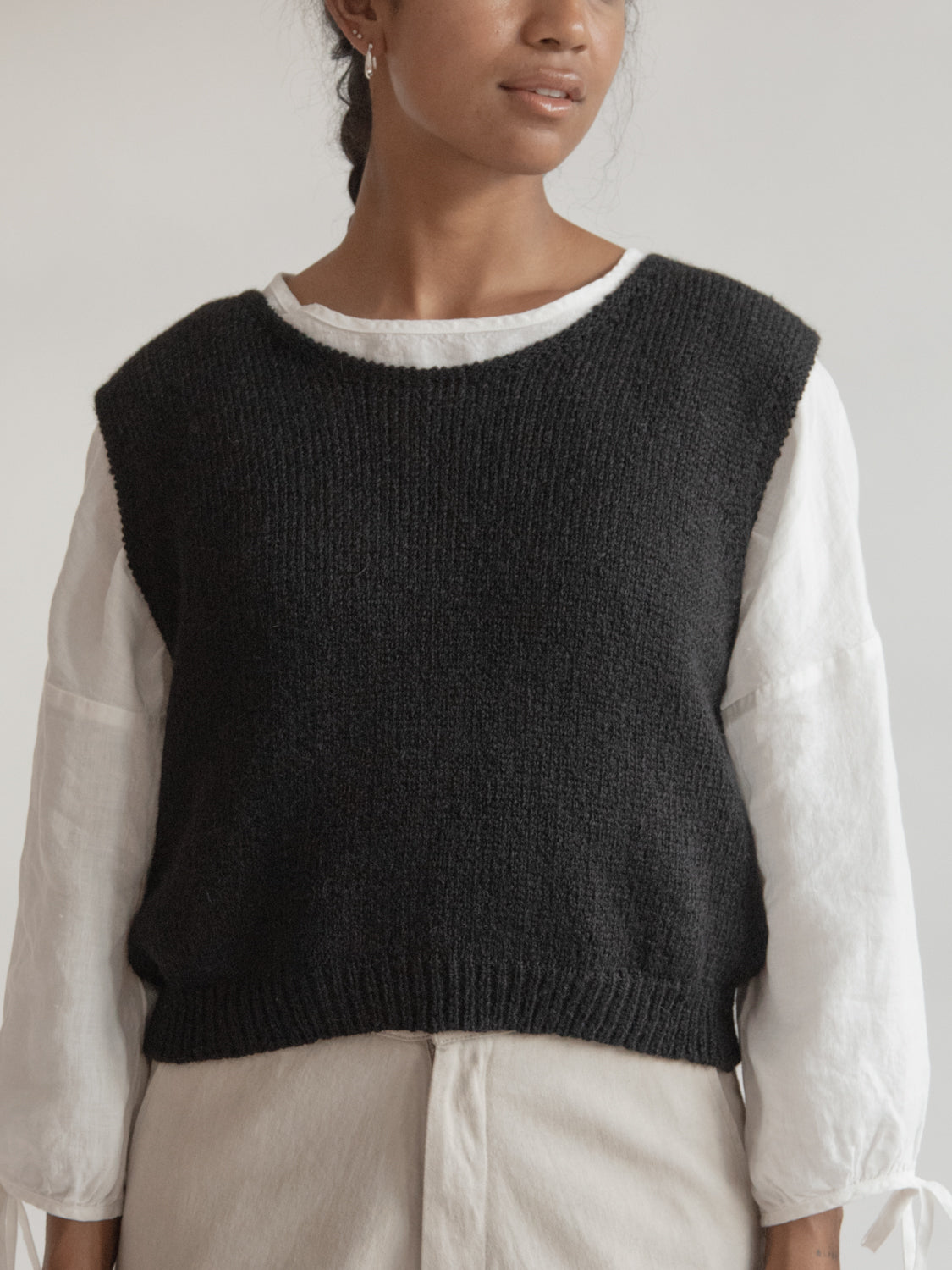 Briar Knit Vest in Noir