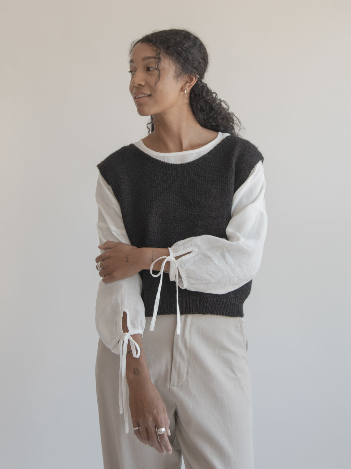 Briar Knit Vest in Noir