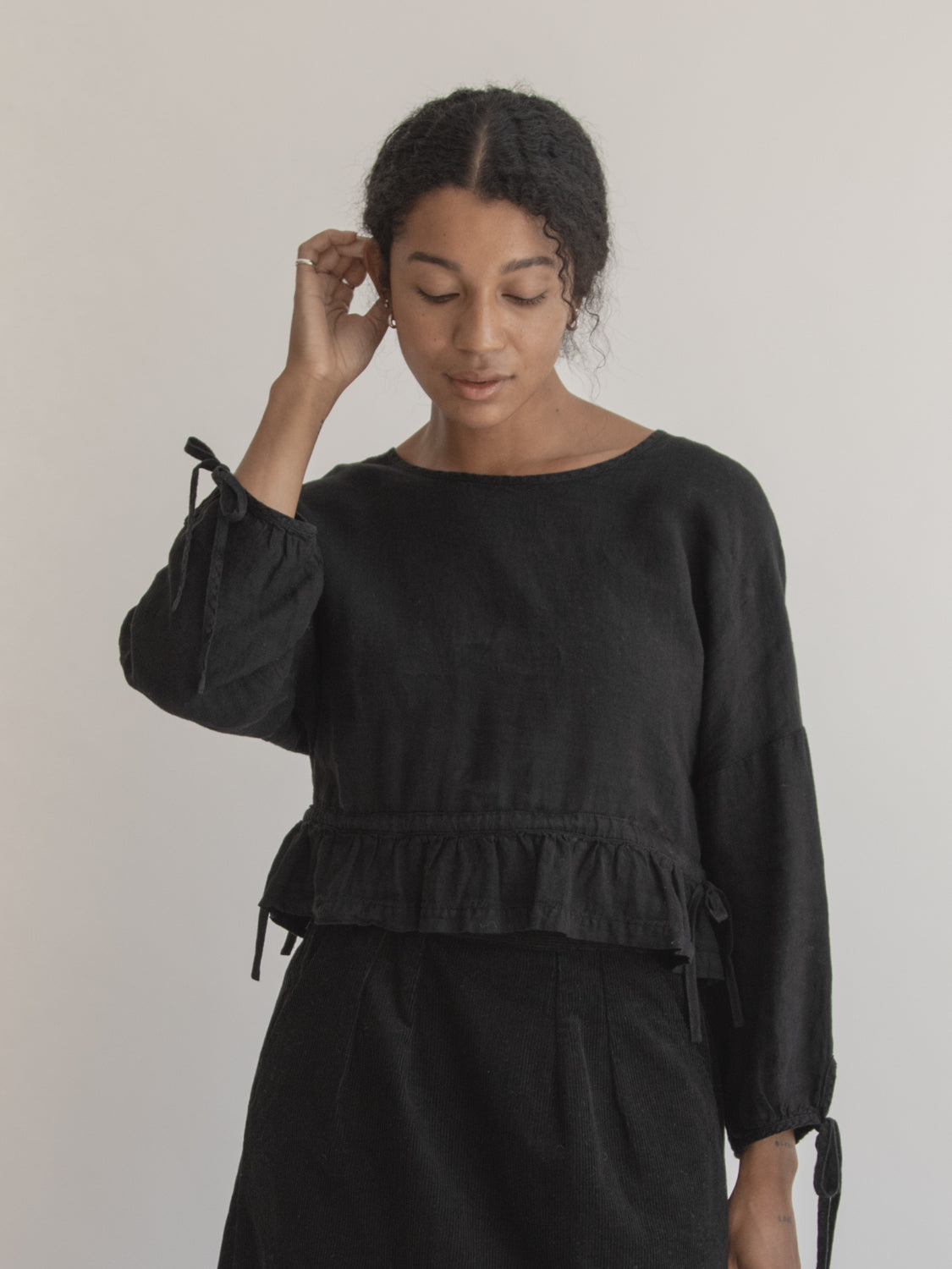 Bea Blouse in Noir