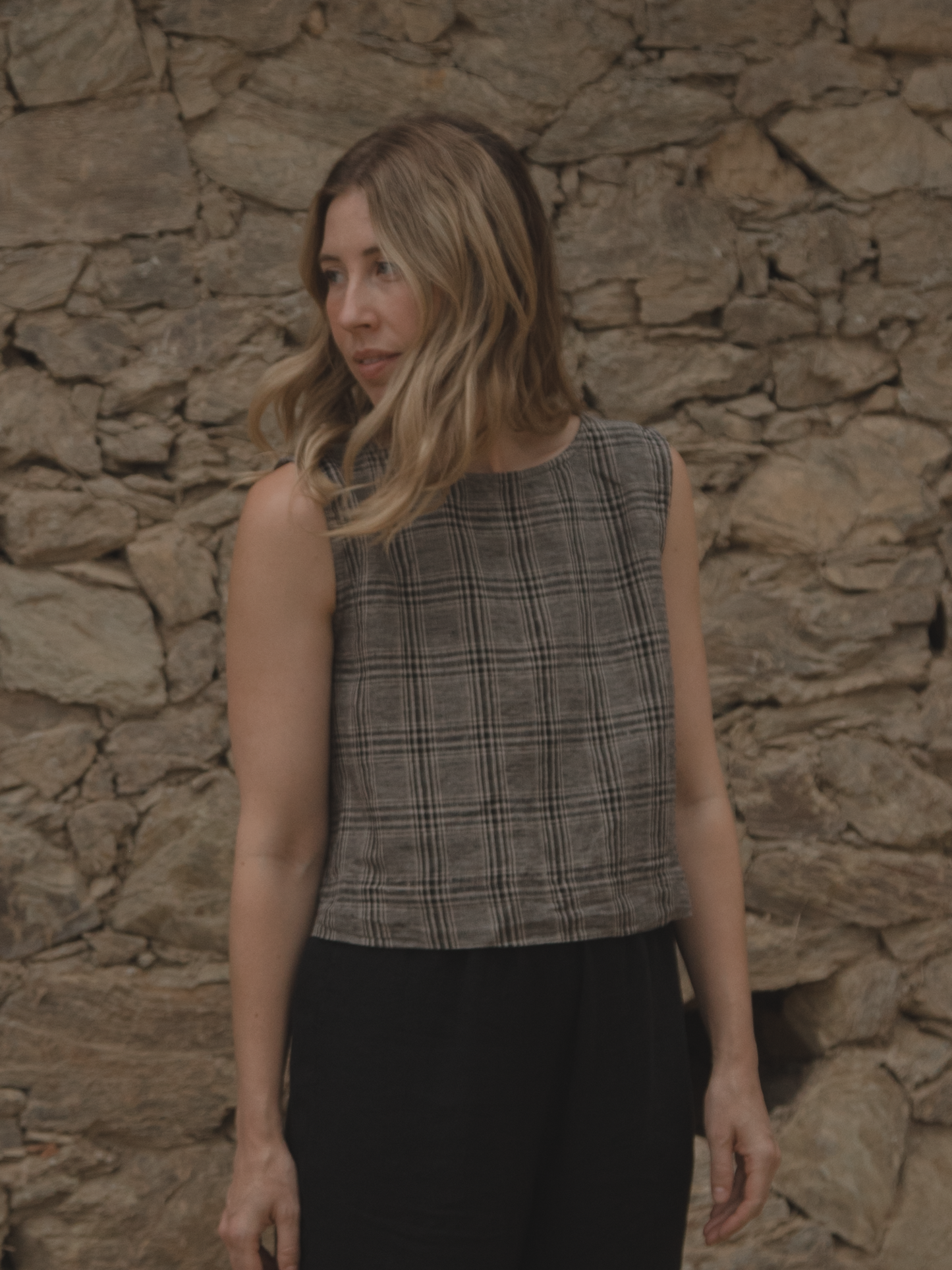 Finley Top Grey Plaid