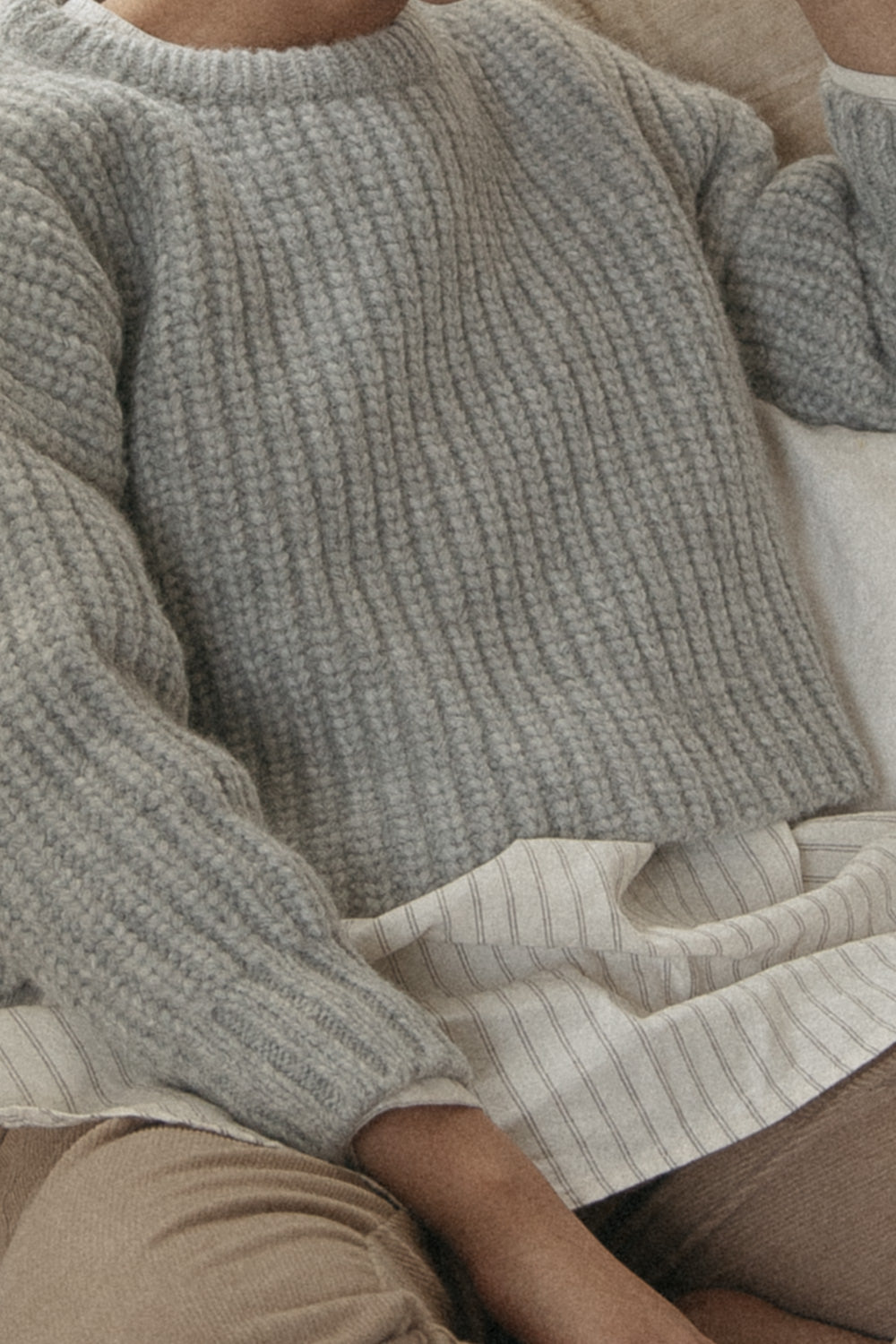 Parker Pullover in Stone