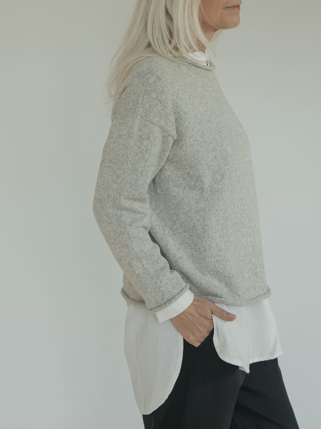 Finch Pullover in Fog