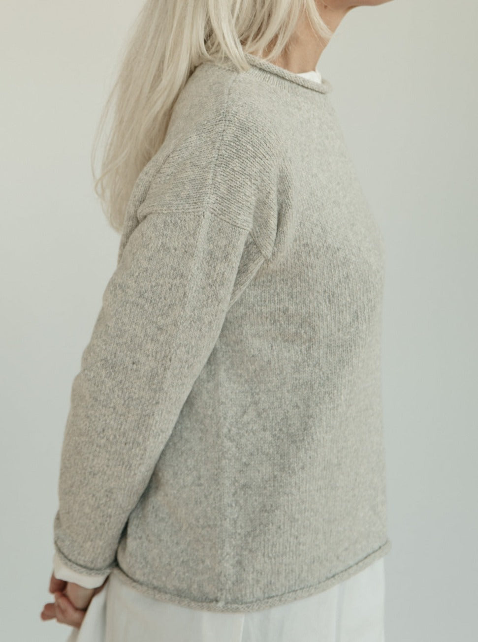 Finch Pullover in Fog