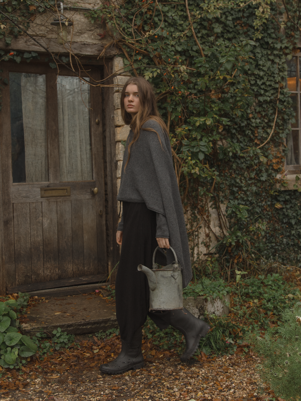 Vale Blanket Scarf Charcoal