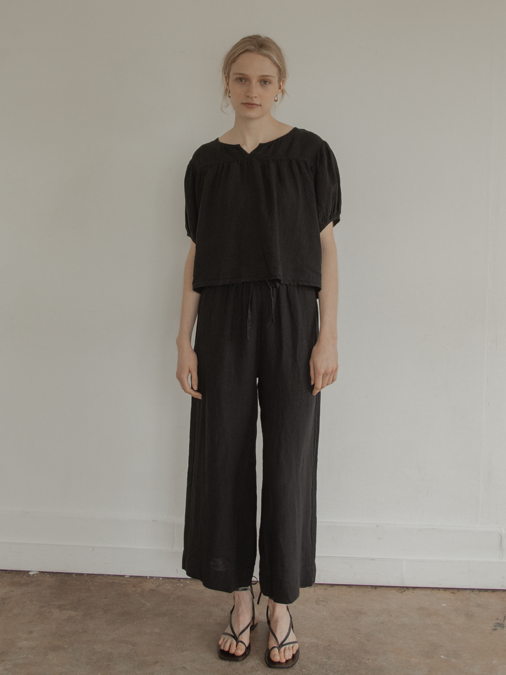 Ines Pant Noir