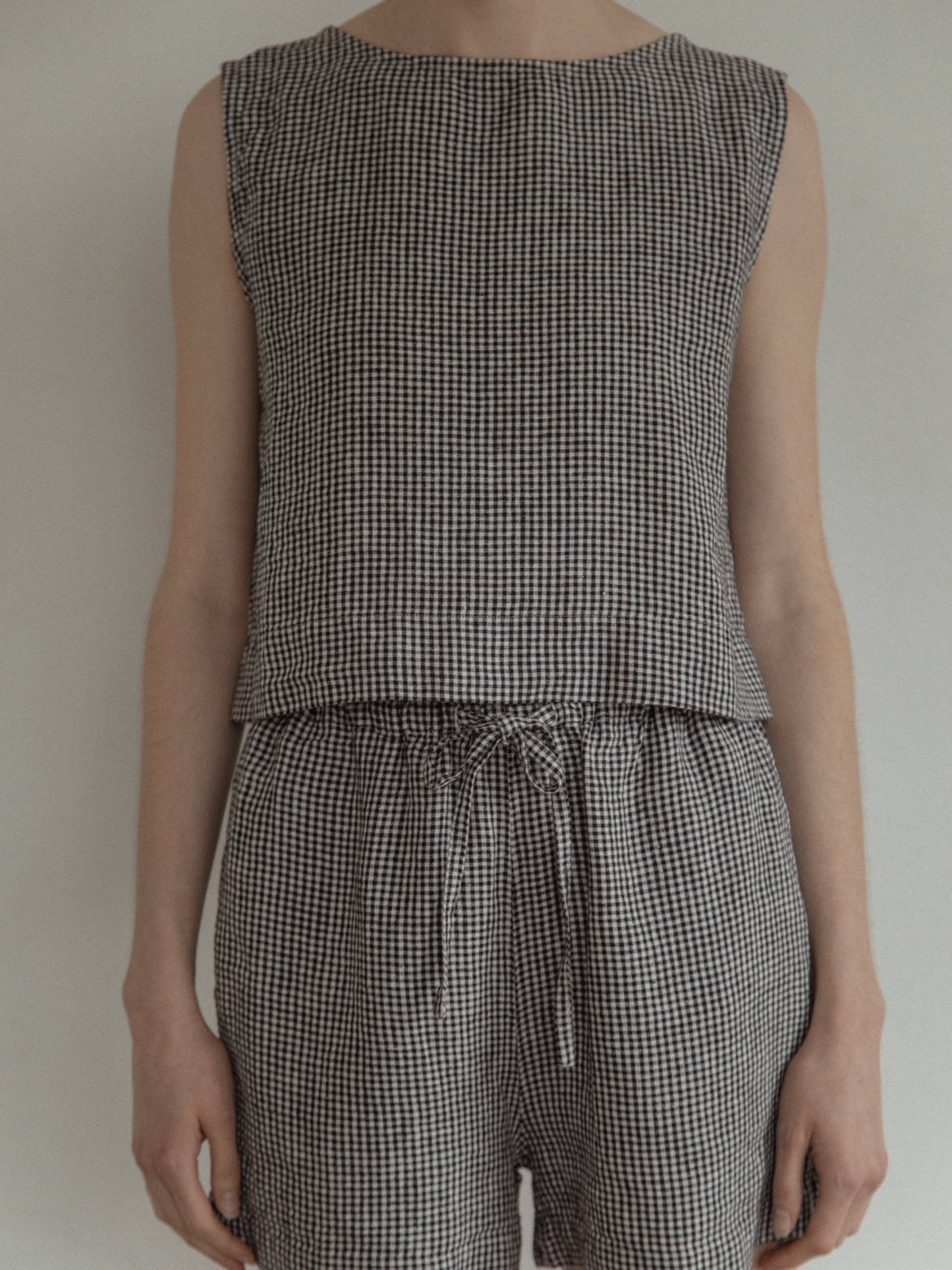 Finley Top Gingham Noir