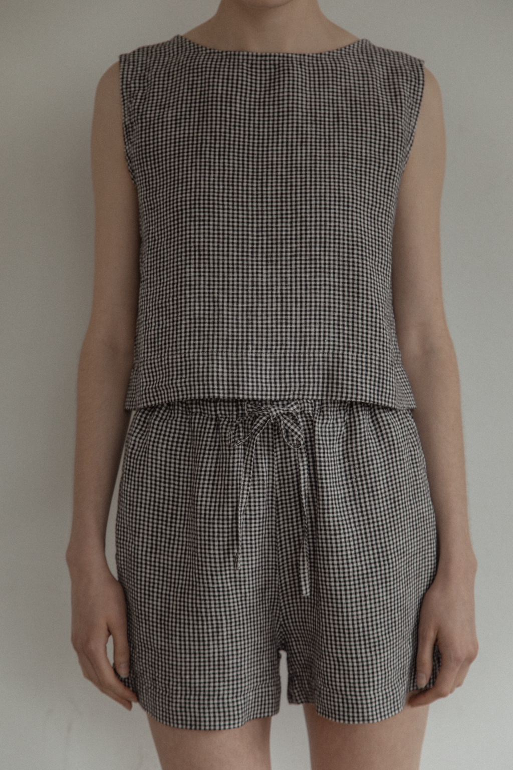 August Short in Gingham Noir