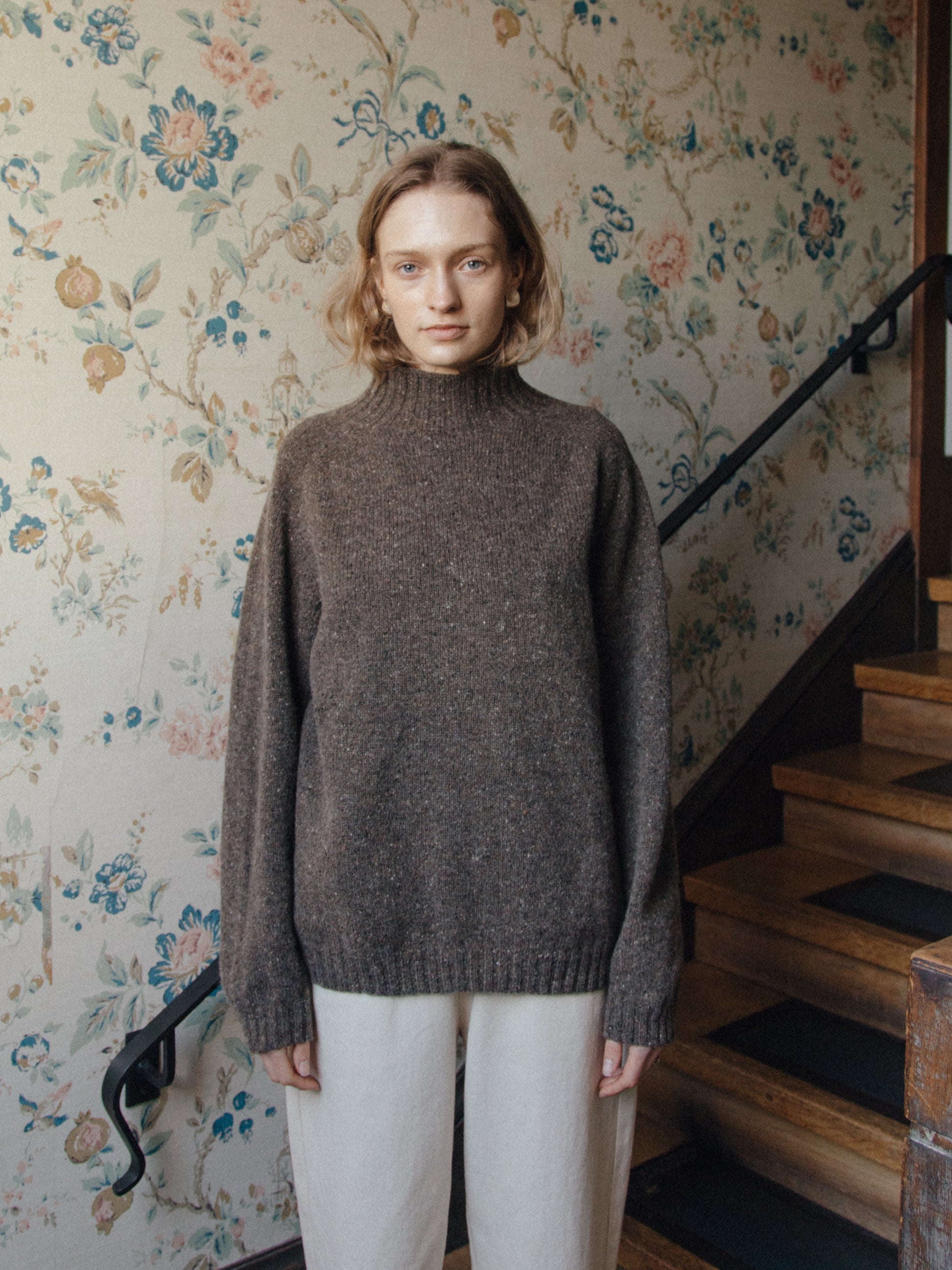 Dean Pullover in Sable