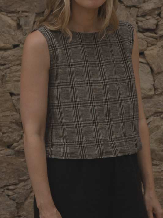 Finley Top Grey Plaid