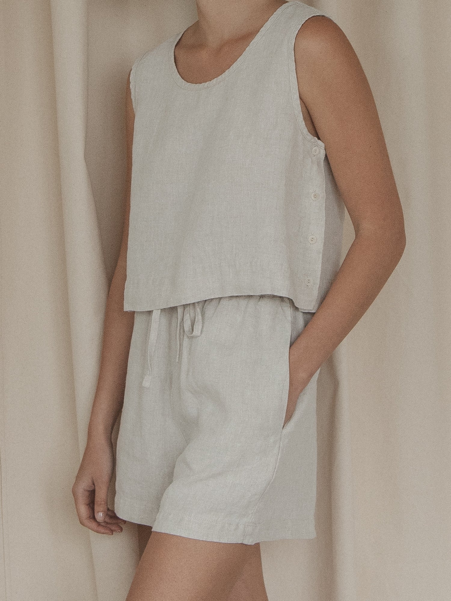 August Short in Oatmeal